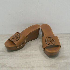 Tory Burch Patti Wedge Leather Luxury Old Money Gold Tone Studded Sandals 8M